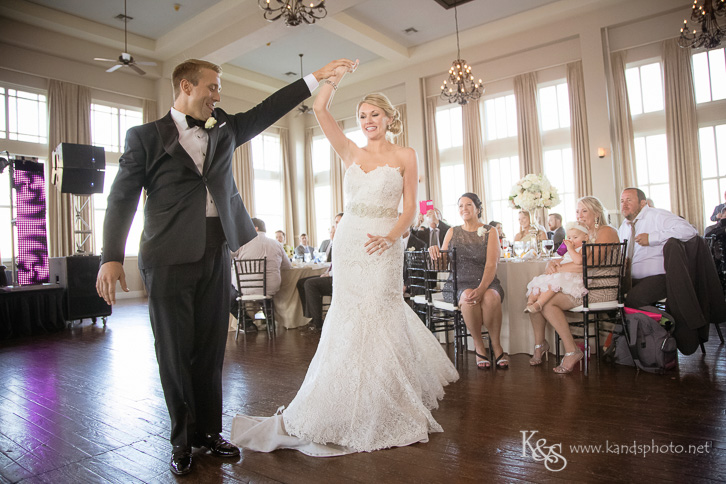 wedding at the room on main